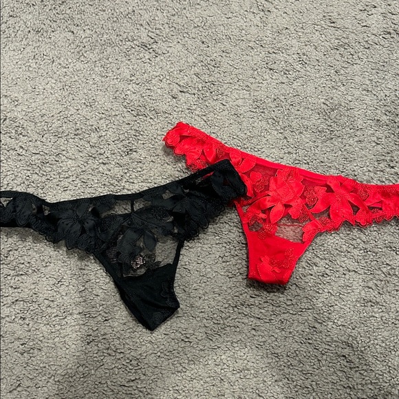 Victoria's Secret Black and Red Lace Thongs - Picture 1 of 6